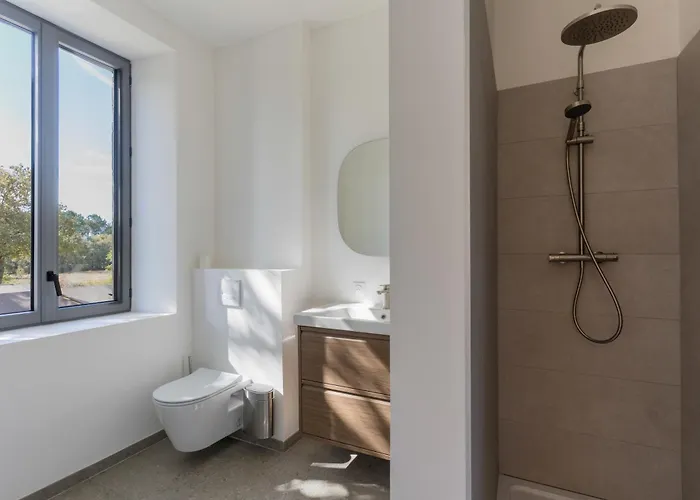 Domaine De Plaisance *